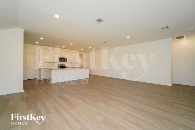 Photo - 10639 Erinita Way