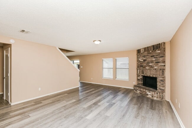 Photo - 3505 Chapel Pointe Trail