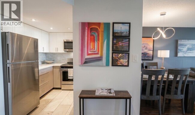 Photo - 1045 Quayside Dr Unit 605