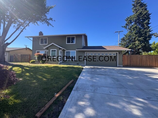 Building Photo - Spacious 4-Bedroom Home in North Springfield