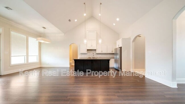 Photo - 204 Sleepy Brook Rd