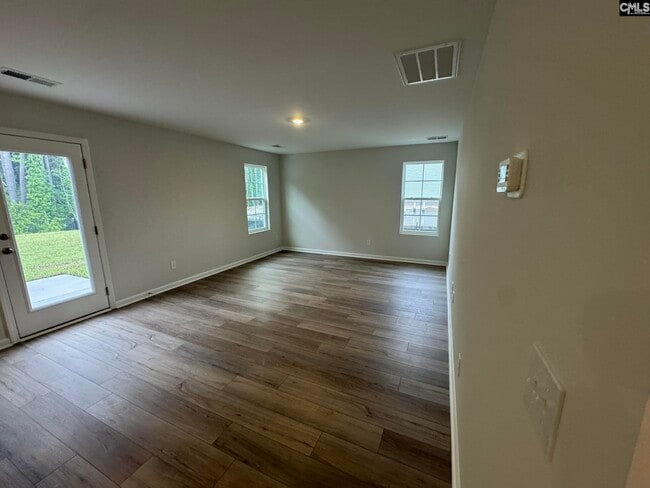 Photo - 6023 Edgemont Ct