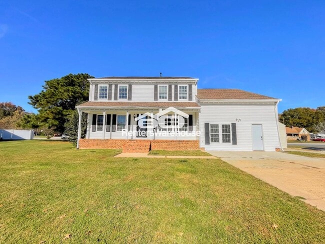 Building Photo - 700 Rumford Ct