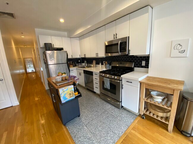 Photo - 234 Hanover St Unidad 2