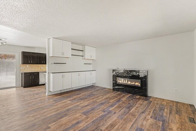 Photo - 6538 W Kenyon Ave