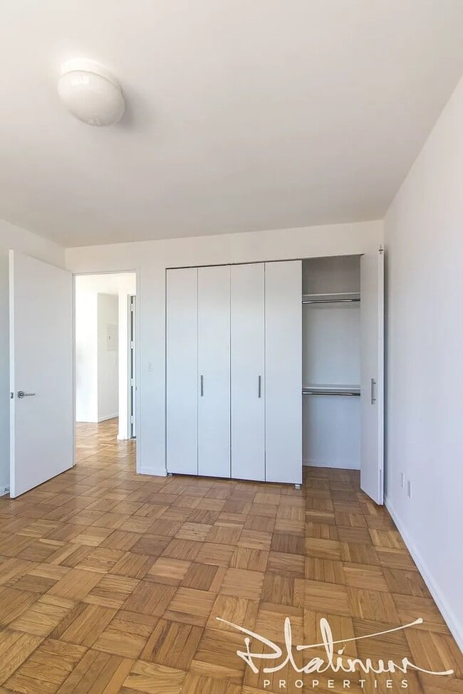 Photo - 505 W 37th St Unit 6E