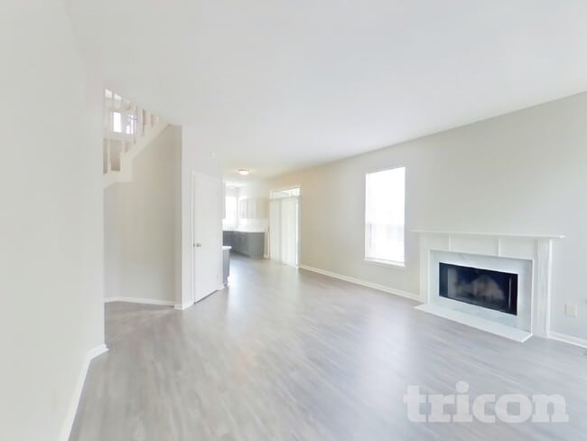 Photo - 3127 Woodlane Ct