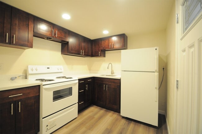 Photo - 5214 1/2 15th Ave NE Unit 5214 1/2