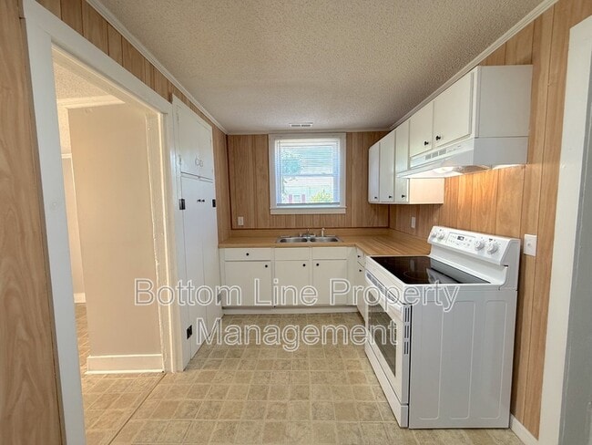 Photo - 216 Lineberger St