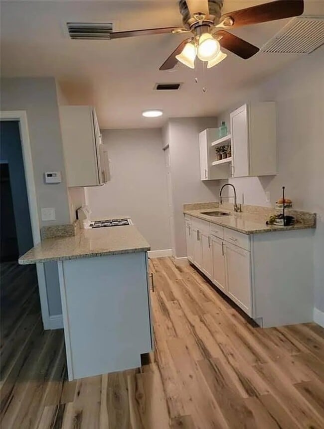 Photo - 1103 Cypress Gardens Blvd Unidad 11