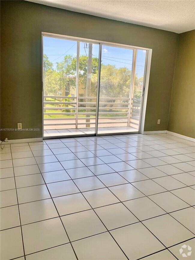Building Photo - 20201 NE 29th Ct Rental
