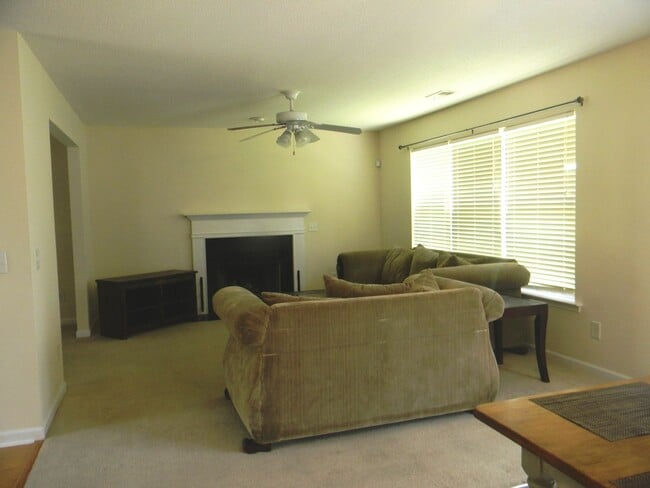 Photo - Great Home in Moncks Corner