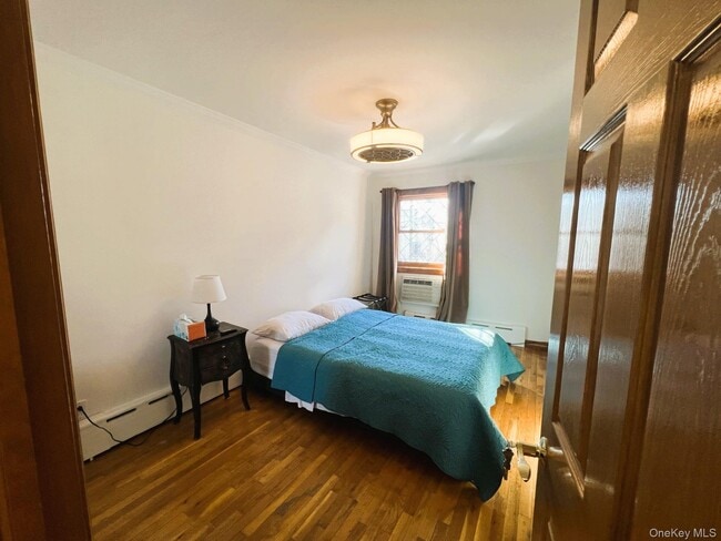 Photo - 50-44 44th St Unidad Apt 1