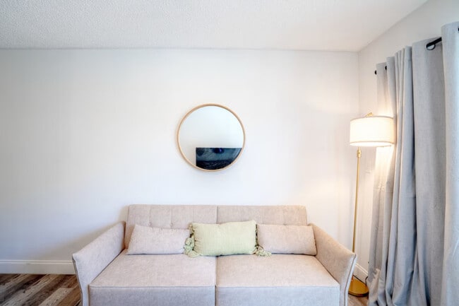 Photo - 201 178th Dr Unidad ID1056530P