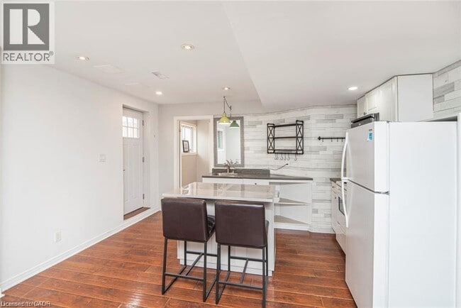 Photo - 14 Ormonde Ave