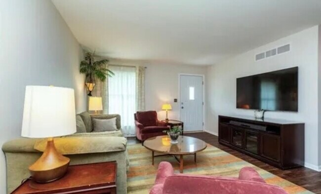 Photo - 27621 Long St