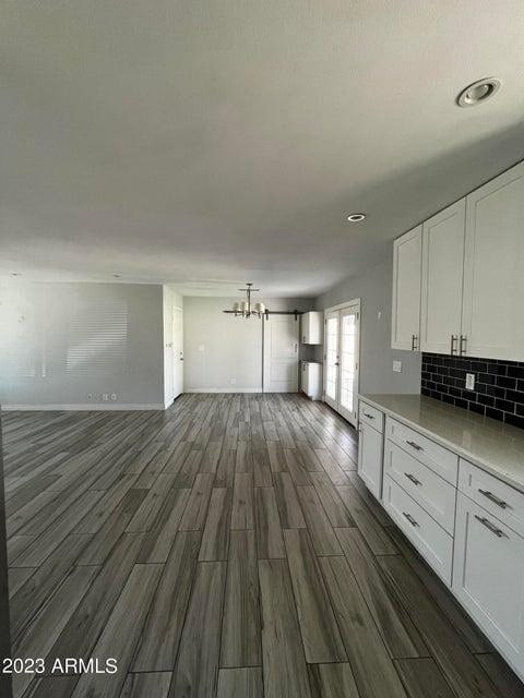 Photo - 1524 W 5th Pl