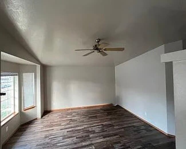 Photo - 1806 N Medina St