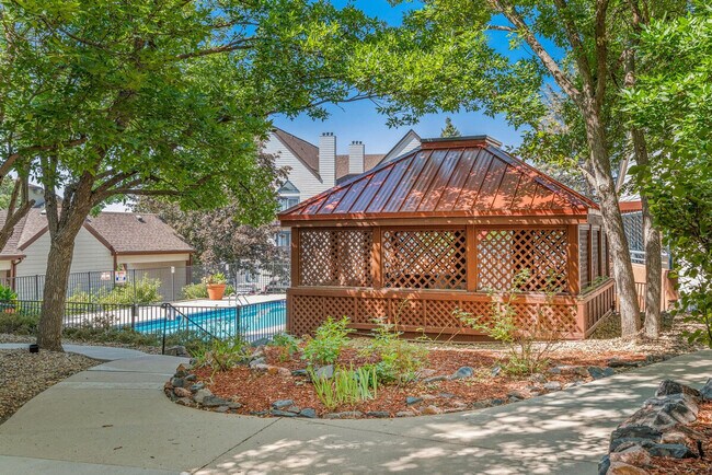 Photo - 6380 S Boston St Unidad ID1368825P