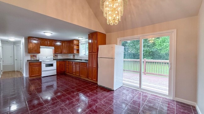 Gorgeous single-family home near Hartford ... - Gorgeous single-family home near Hartford ...