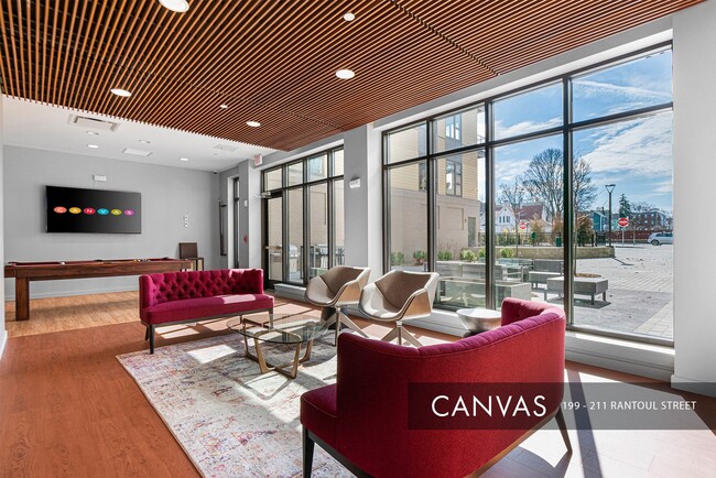 Photo - The Beverly Collection: Canvas