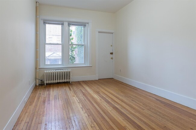 Photo - 881 Massachusetts Ave Unidad 7