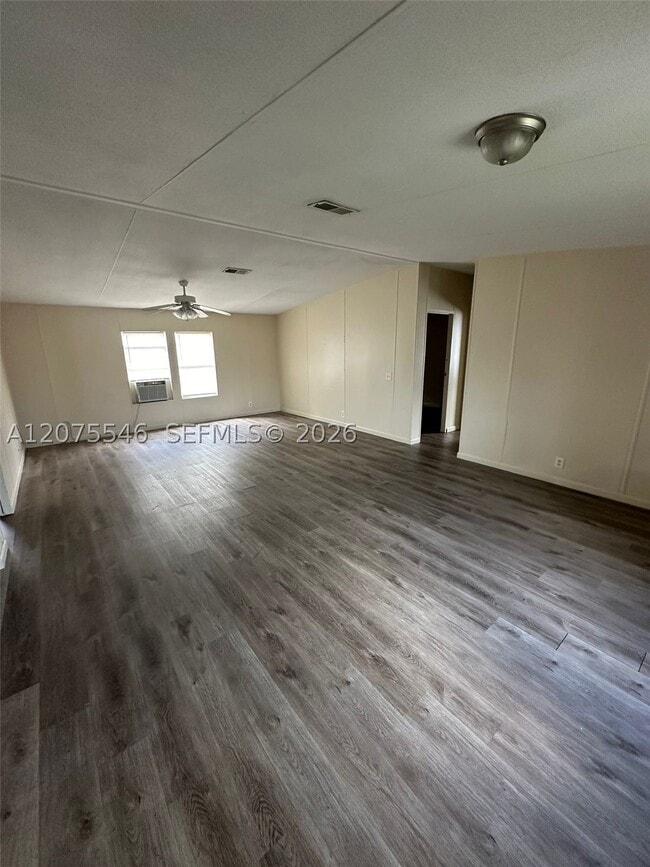 Photo - 10128 Marlin Dr