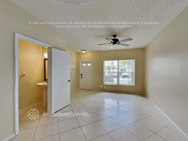Photo - 52 Simonton Cir