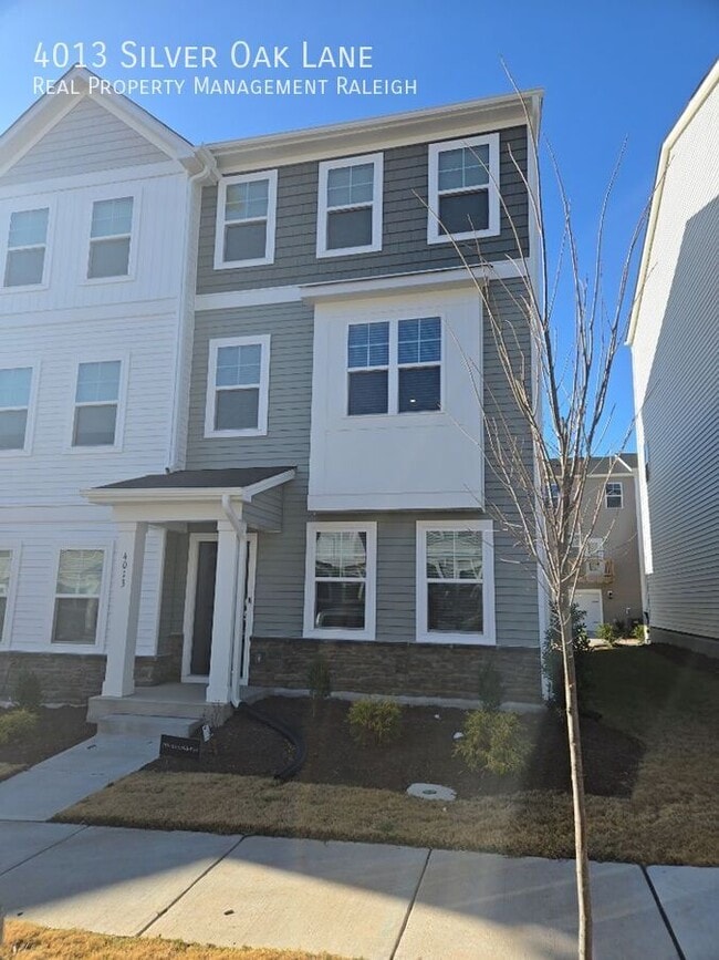 Photo - 4013 Silver Oak Ln