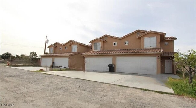 Photo - 1101 S Potro Ave