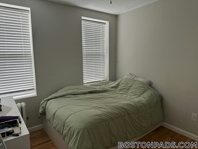 Photo - 220 Hanover St Unit 21