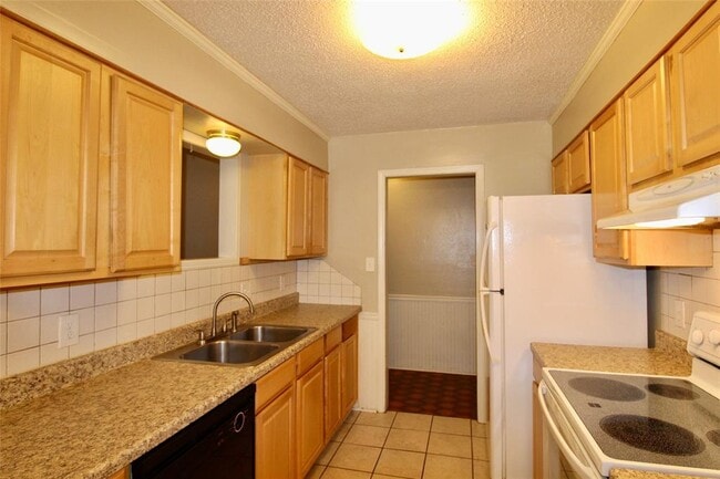 Photo - 2124 Allenhurst St