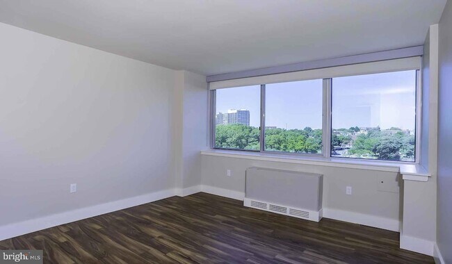 Photo - 2200 Benjamin Franklin Pkwy Condo Unit 1B-E0704