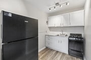 Studio - 550SF - Kitchen