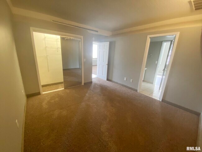 Photo - 121 Theodore St Unit 6