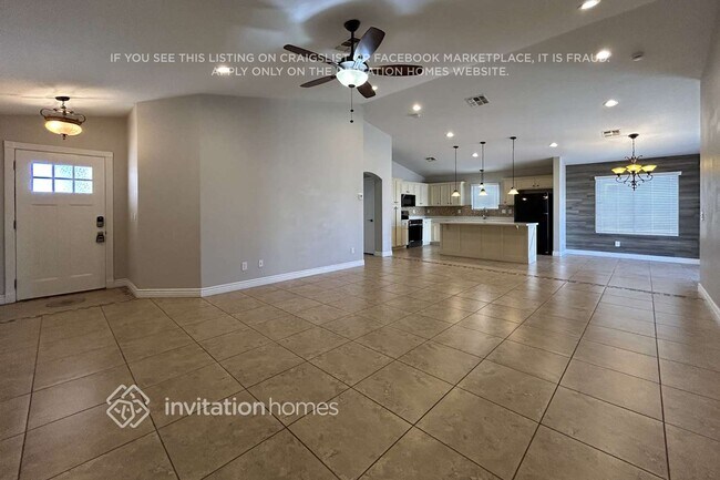 Photo - 10784 W Flanagan St