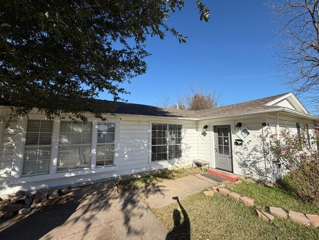 Photo - 8415 Glen Regal Dr