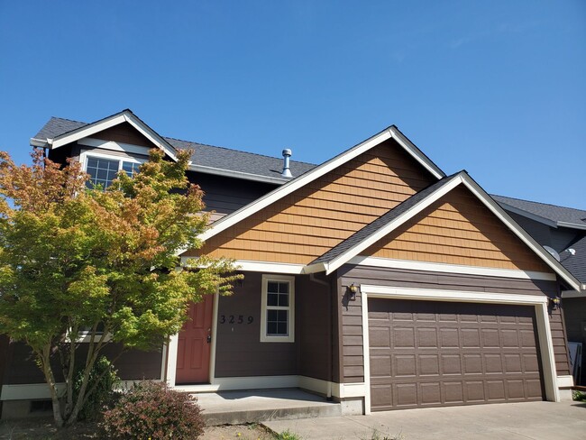 Building Photo - 3259 McKern Pl