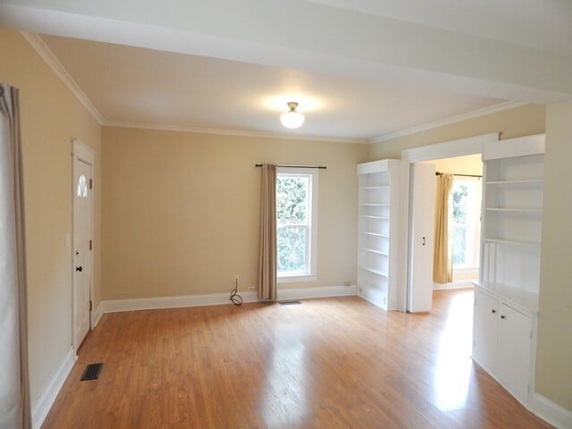 Photo - 2Bd/2Ba Two Story House - Available to View!