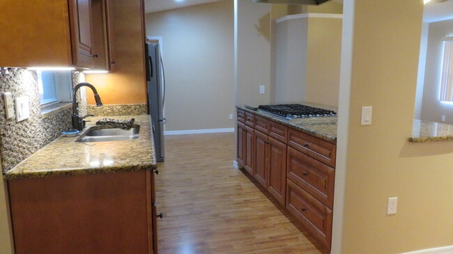 Photo - 2321 Mantilla Ave SE