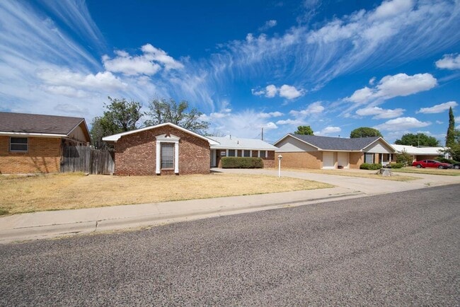 3719 Amherst Ave