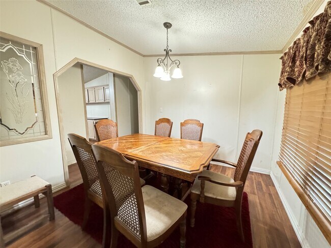 Photo - 914 County Rd 4882
