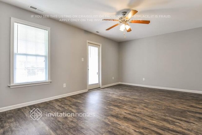 Photo - 312 Whitehall Ct