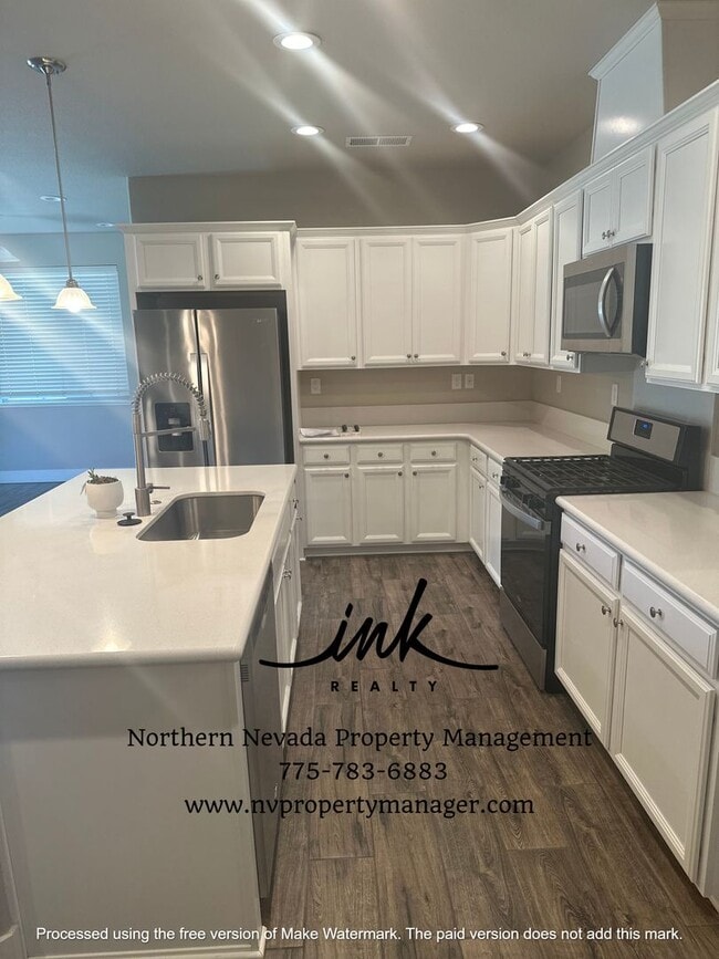 Photo - 1218 W Cottage Loop