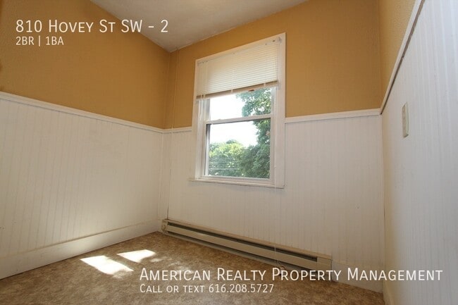 Photo - 810 Hovey St SW Unit 2