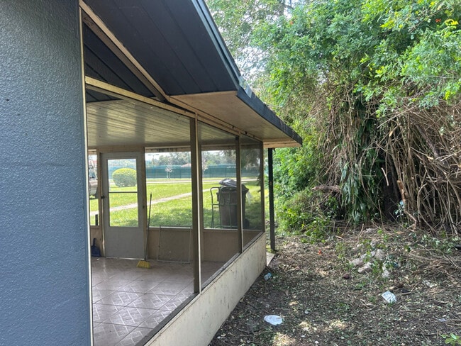 Photo - 421 E Sessoms Ave Unit 1