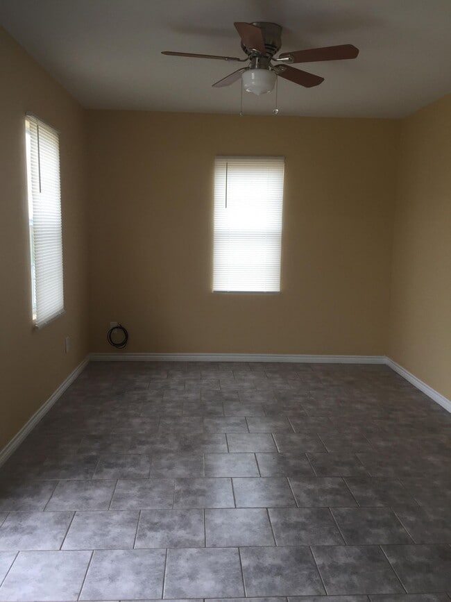 Photo - 12 Pine Creek Cir