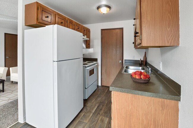 Photo - Carpenter Crest