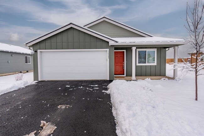 Photo - Brand New Home - 3bdrm 2.5ba - The Reserve in the Pines - La Pine, OR