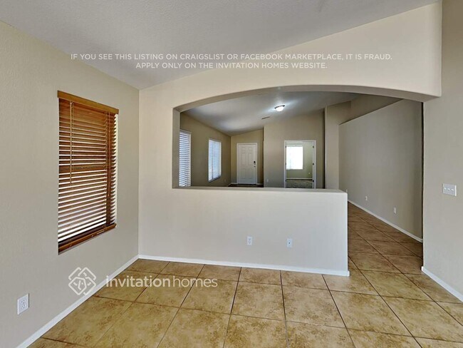 Photo - 866 E Mohave Ln